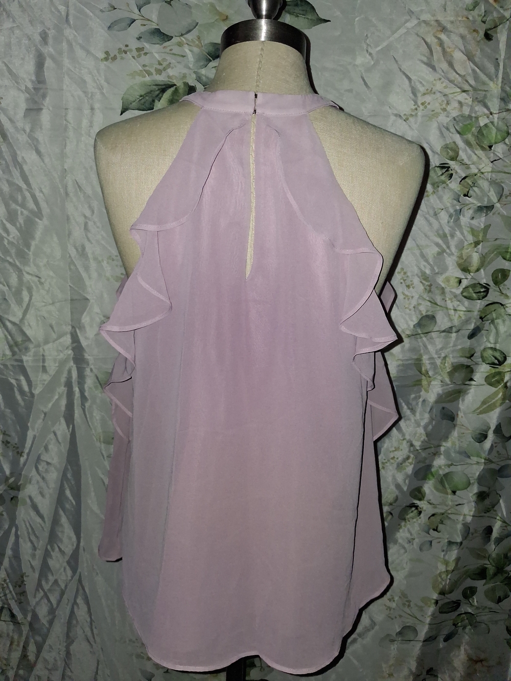 5For$12 Lilac Subtle Ruffle Sleevless Top - Picture 4 of 5